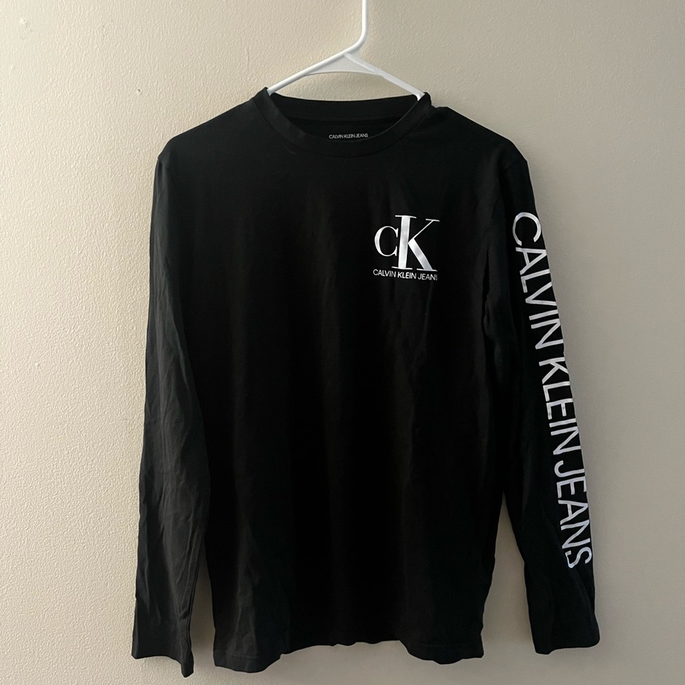 LONG SLEEVE